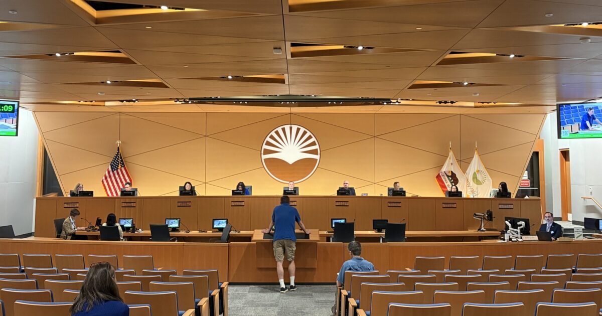 Sunnyvale joins other cities in approving ICE-free zones