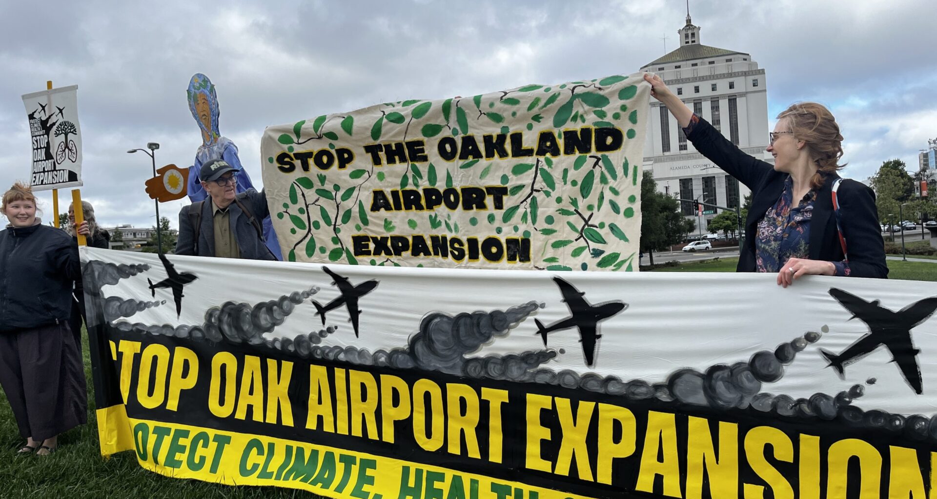 Judge hears environmental lawsuits against Oakland airport over expansion