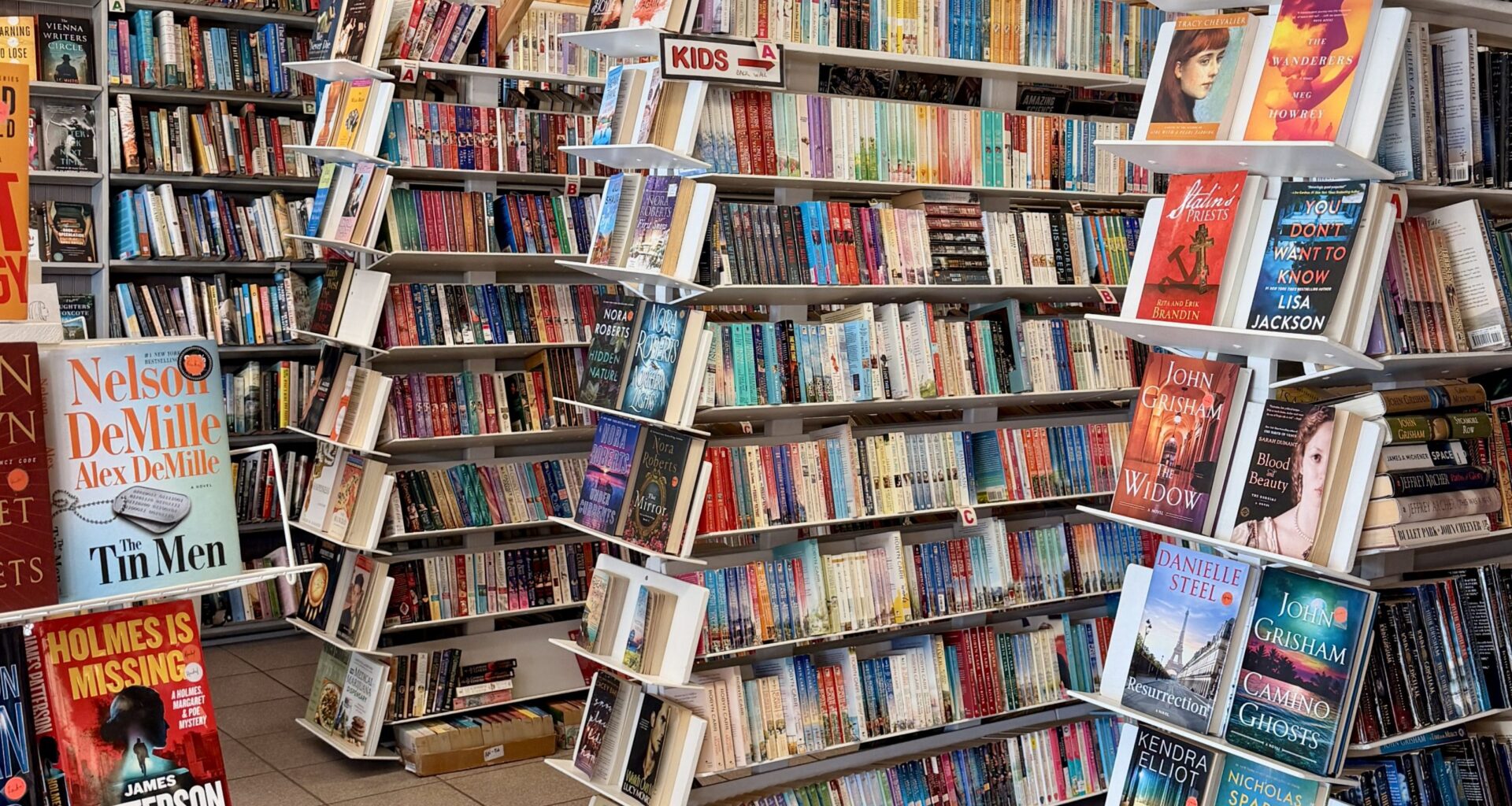 It's the 'Super Bowl of books' – Why the San Diego Book Crawl keeps growing