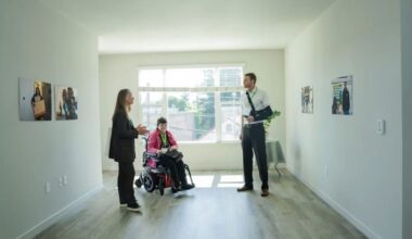 Nonprofit buys apartment building to house Oakland teachers