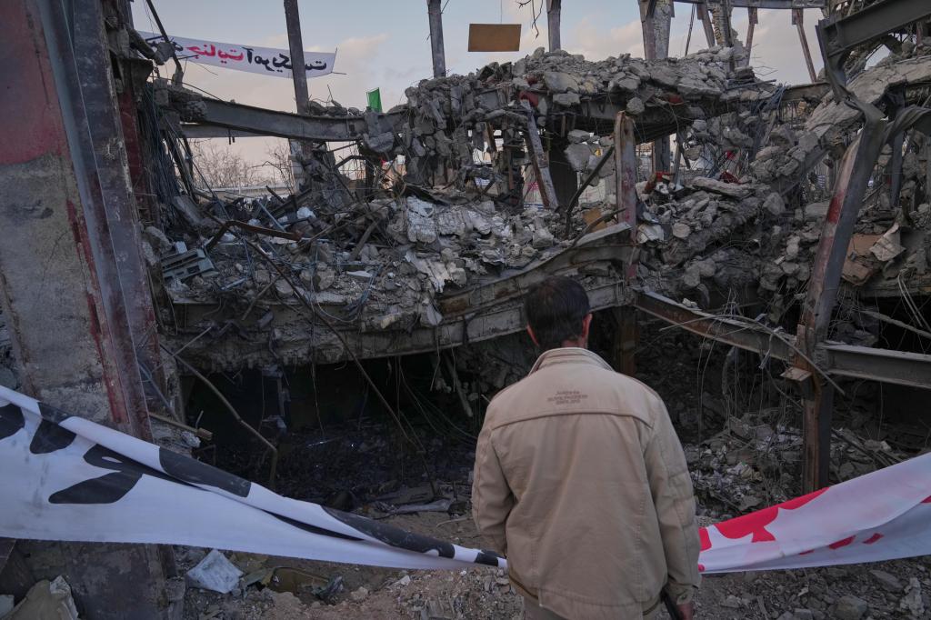 US aviator missing after Iran shot down fighter jet has been rescued – San Diego Union-Tribune