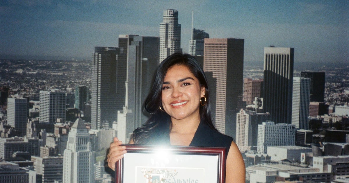 Shopping con Mas Amor – Annenberg Media