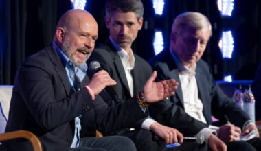 Hilton and Steyer top Union-Tribune poll for wide-open governor race.