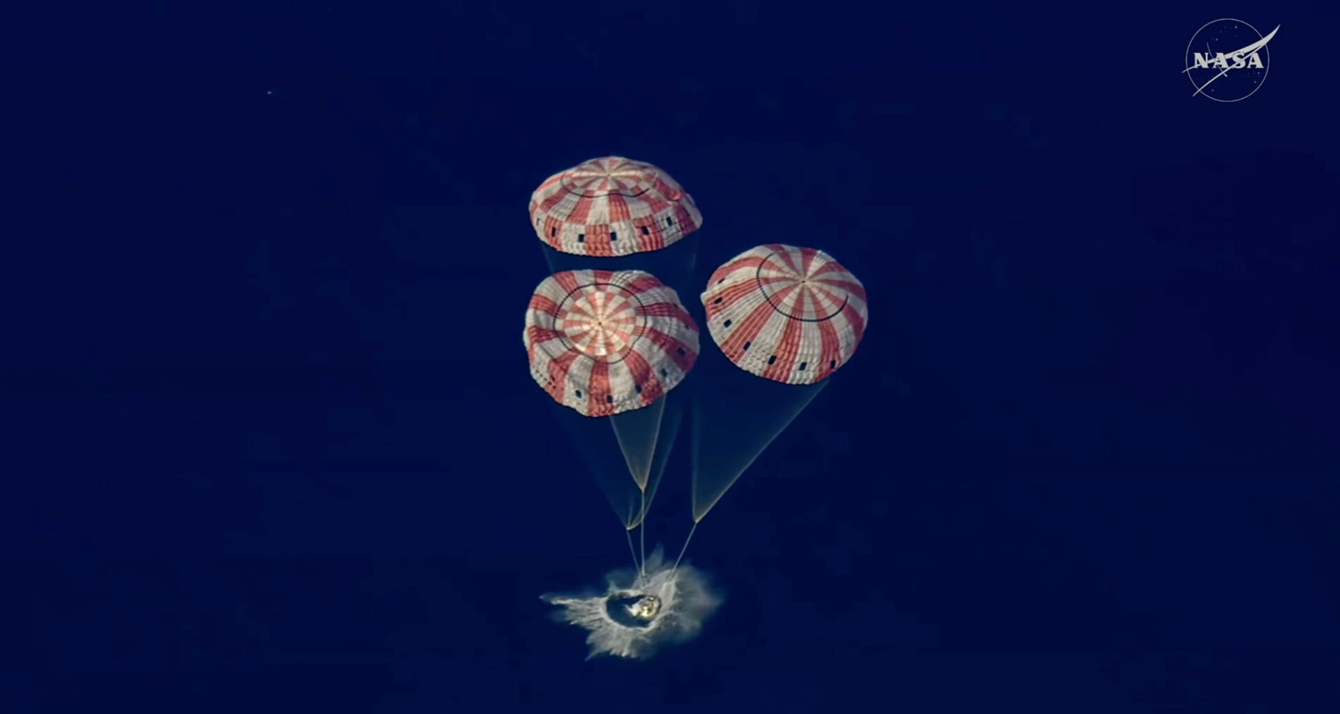 Artemis II returns: Oakland science center celebrates end of historic moon mission