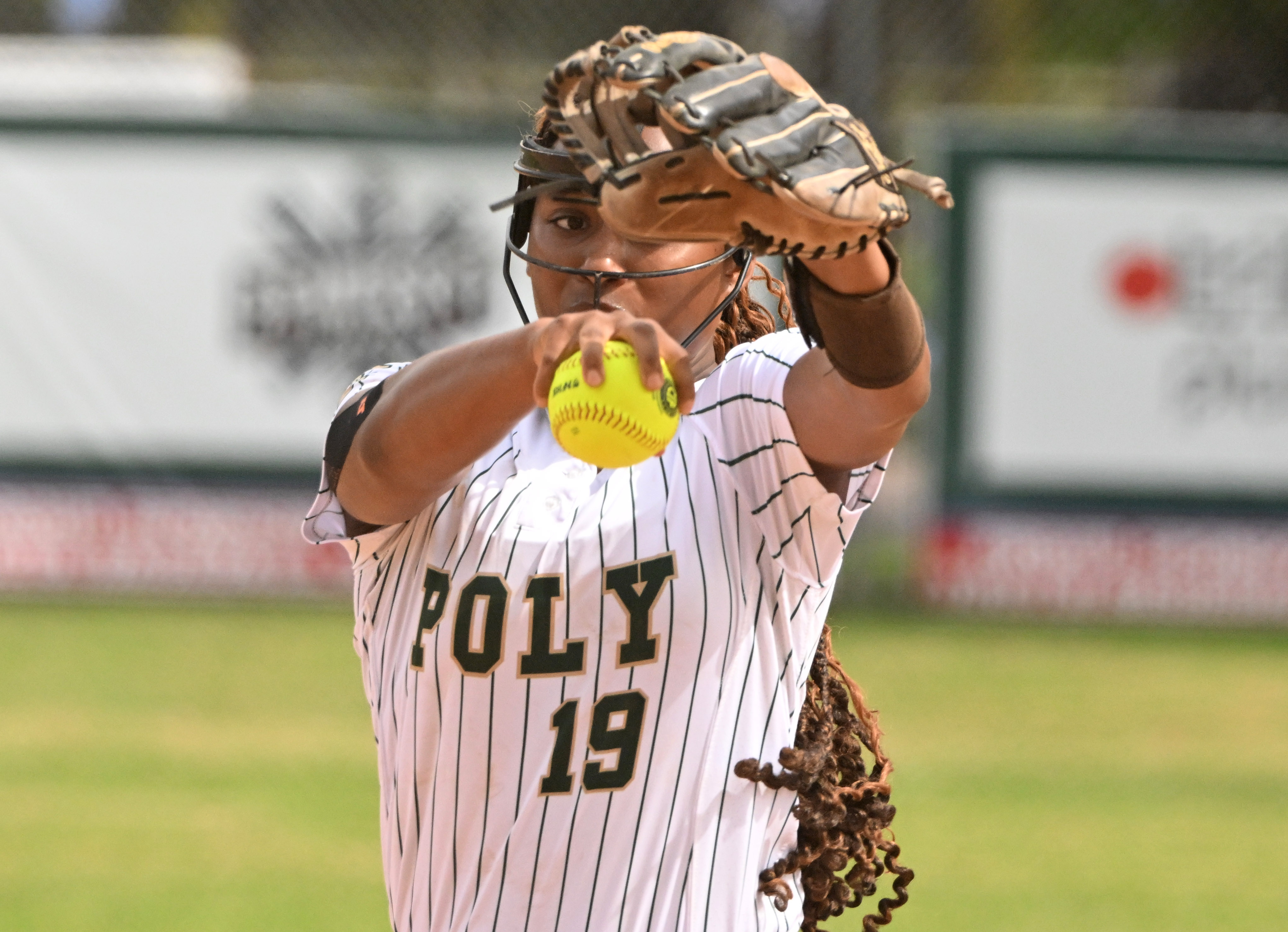 Starting pitcher Tegan Breaux #19 of the Long Beach Poly...