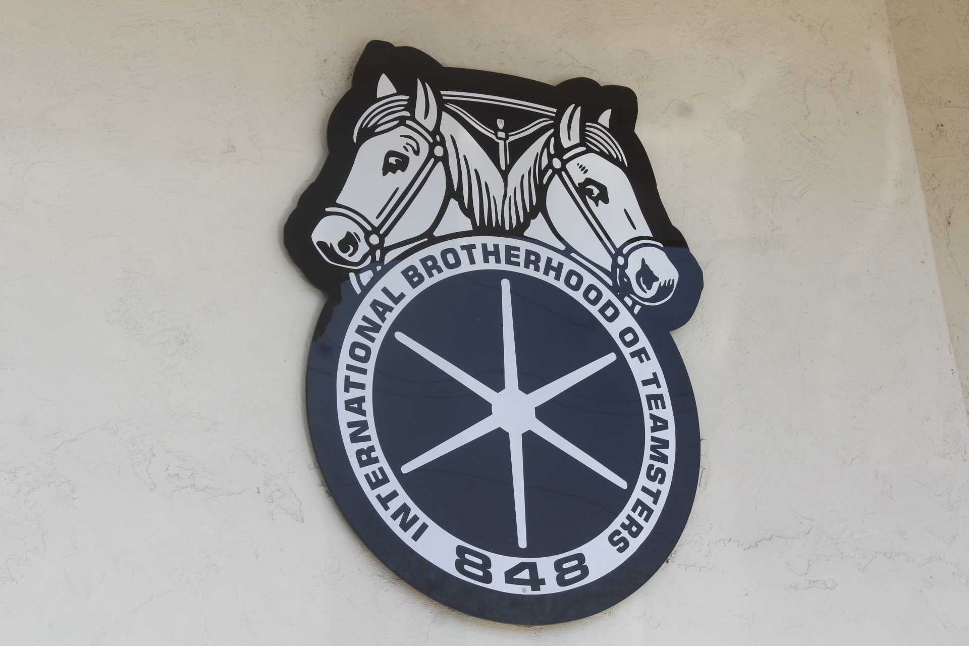 Long Beachâs Teamsters Local 848 wants to partner with the...