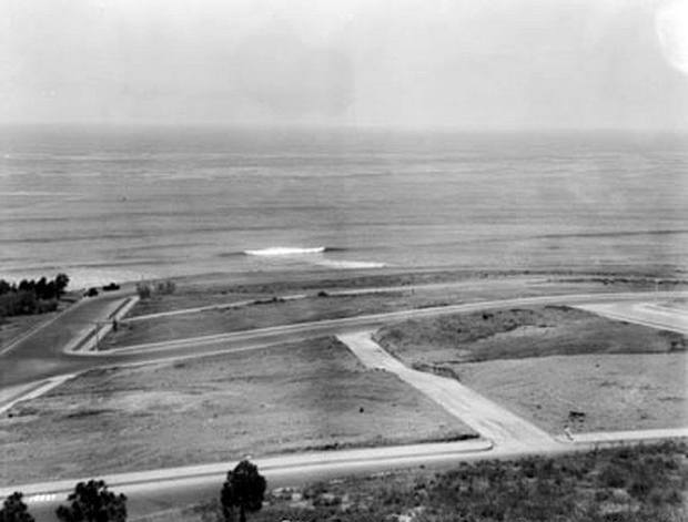 Vacant lots occupy the area toward the bottom of Ladera Street in Azure Vista in 1929. (Ocean Beach Historical Society)