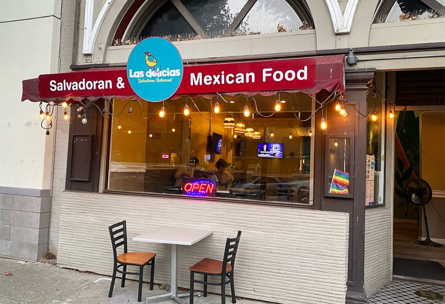 Las Delicias departs, La Noisette shutters, and more recent East Bay closures