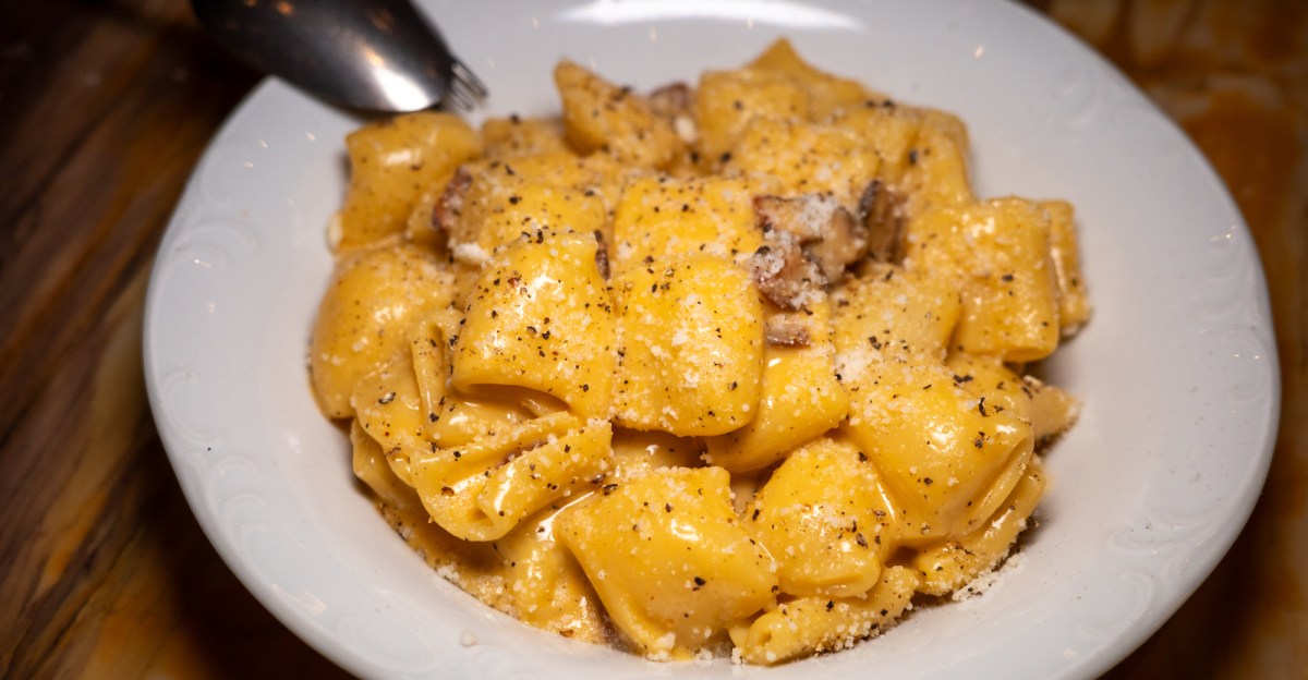 Does Mother Wolf Still Have Teeth?