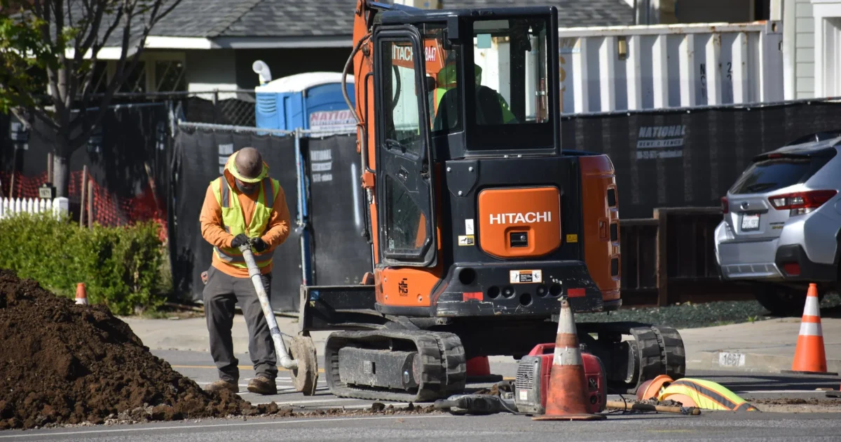 Mountain View homes without drinkable water after breach