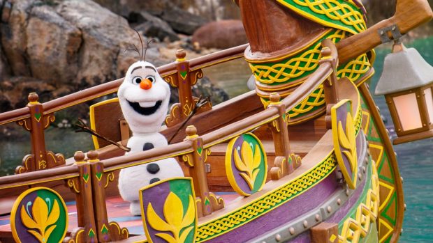 The Olaf robotic figure regularly appears in "A Celebration in Arendelle" boat show in the World of Frozen at Disney Adventure World in France. (Courtesy of Disney)
