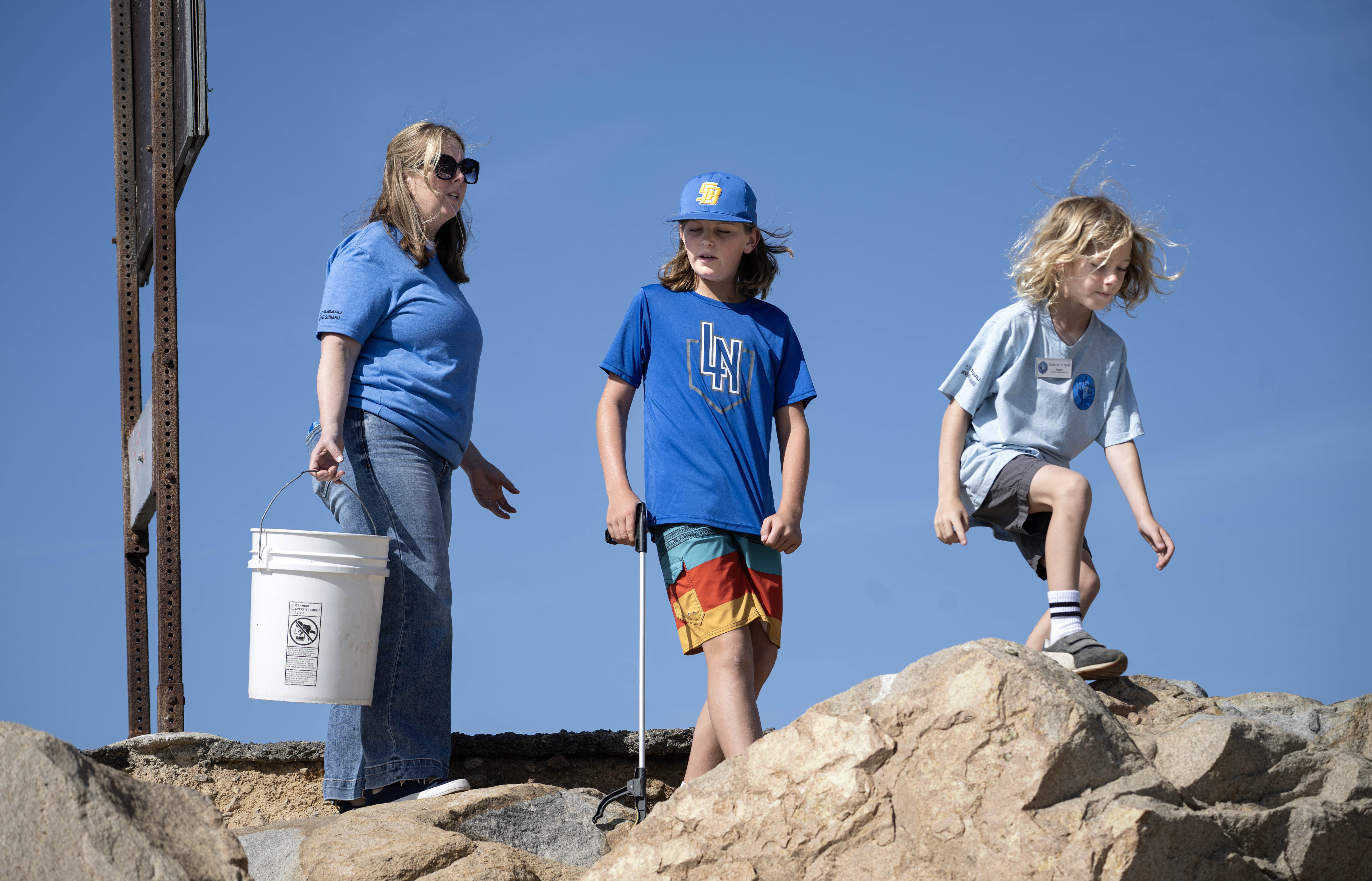 Dana-Beth Farris, Clinton Hanifort, 12, center, and Farrisâ 9-year-old son,...