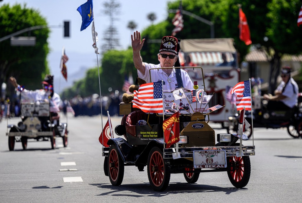 Celebrate Orange Weekend has plans with parade, car show and more – Orange County Register