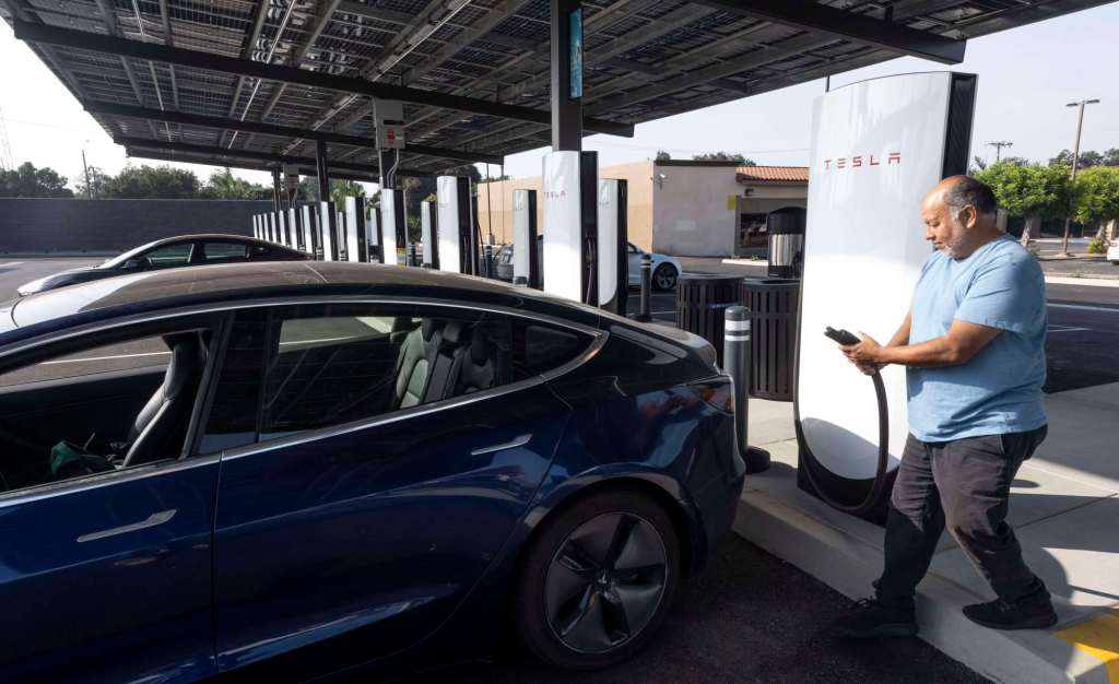 Charging networks race to keep up as gas prices boost EVs – Orange County Register