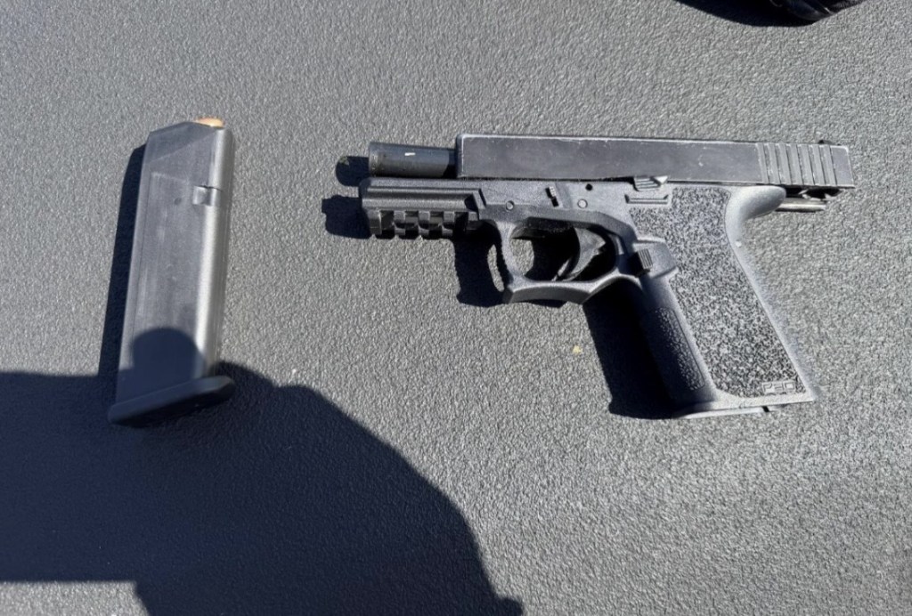 Student found with loaded gun after fleeing high school in Westminster, police say – Orange County Register
