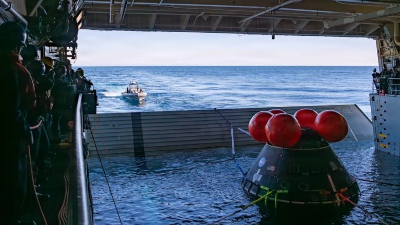 Orion capsule recovery
