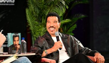 Lionel Richie opens up about his family, childhood and stardom at the Festival of Books in Los Angeles – Annenberg Media
