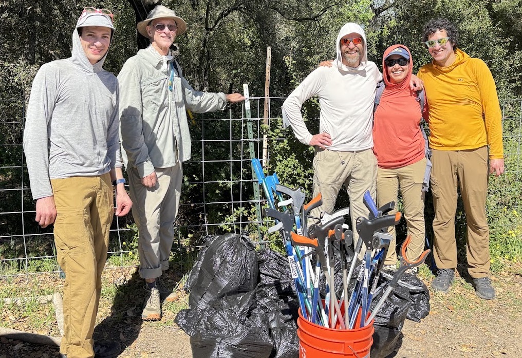 Rock climbers clean up and remove trash at Mount Woodson – San Diego Union-Tribune