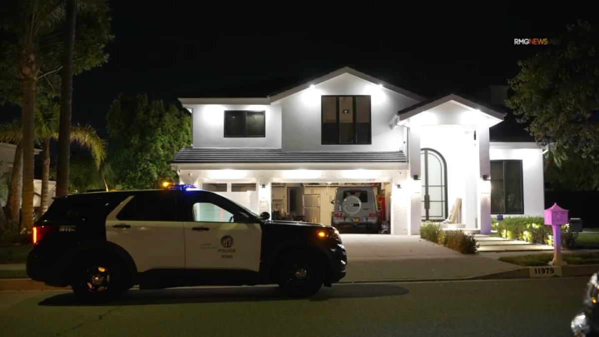 Burglary investigation underway in Granada Hills – NBC Los Angeles