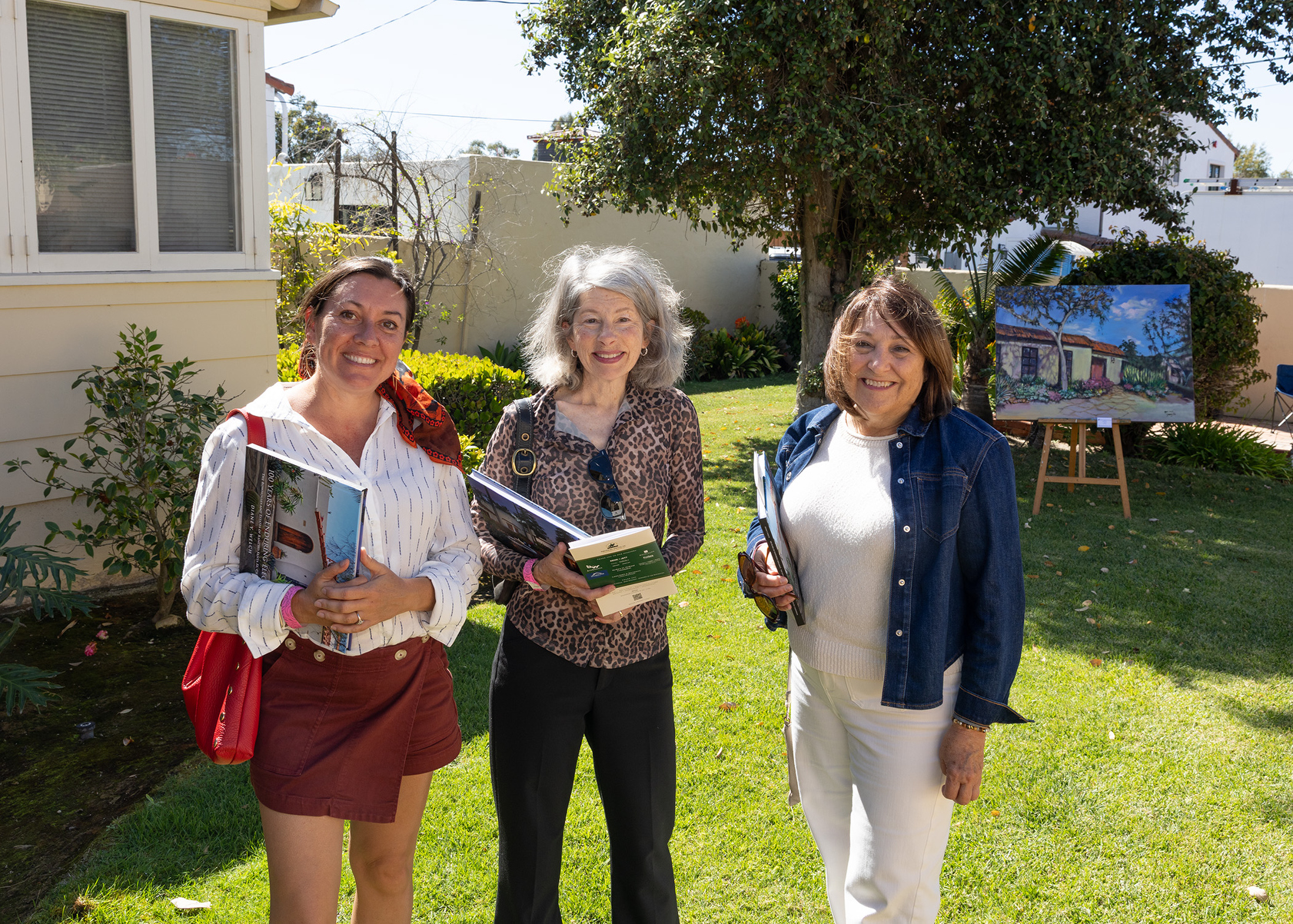 Tiffany Froese, Martha Hallaren, Linda Giase-Froese (Jon Clark)