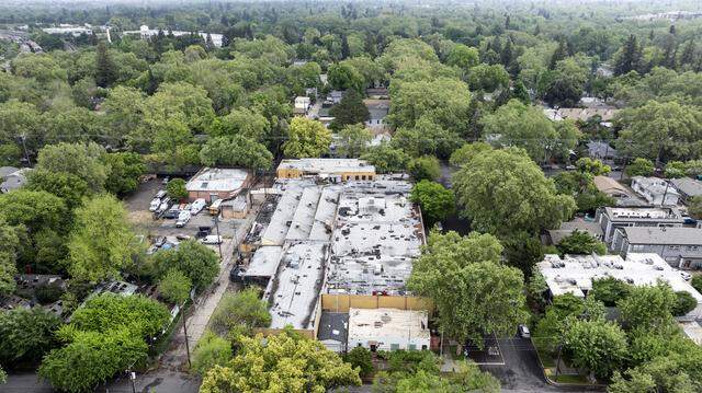 A lot in East Sacramento, photographed on Wednesday, April 1, 2026, that the city’s planning commission approved to be developed into a six-story 332-unit apartment complex. Opponents say the project is out of scale with the neighborhood. 