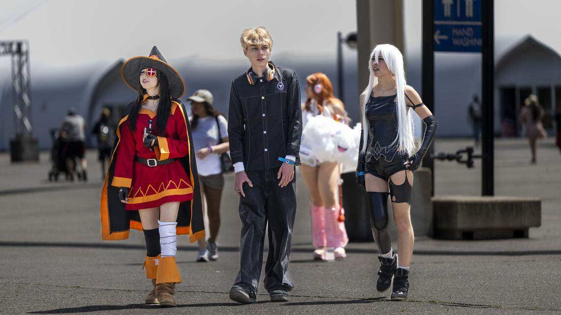 Budget tips for shopping SacAnime Spring at CalExpo