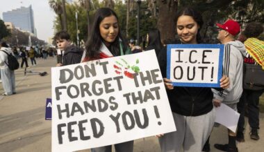 Sacramento considers ban on immigration enforcement on city property