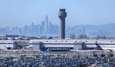 Oakland and SFO airports settle fight over East Bay aviation hub's name