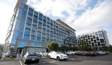 Facebook app owner Meta Platforms slashes nearly 200 Bay Area jobs