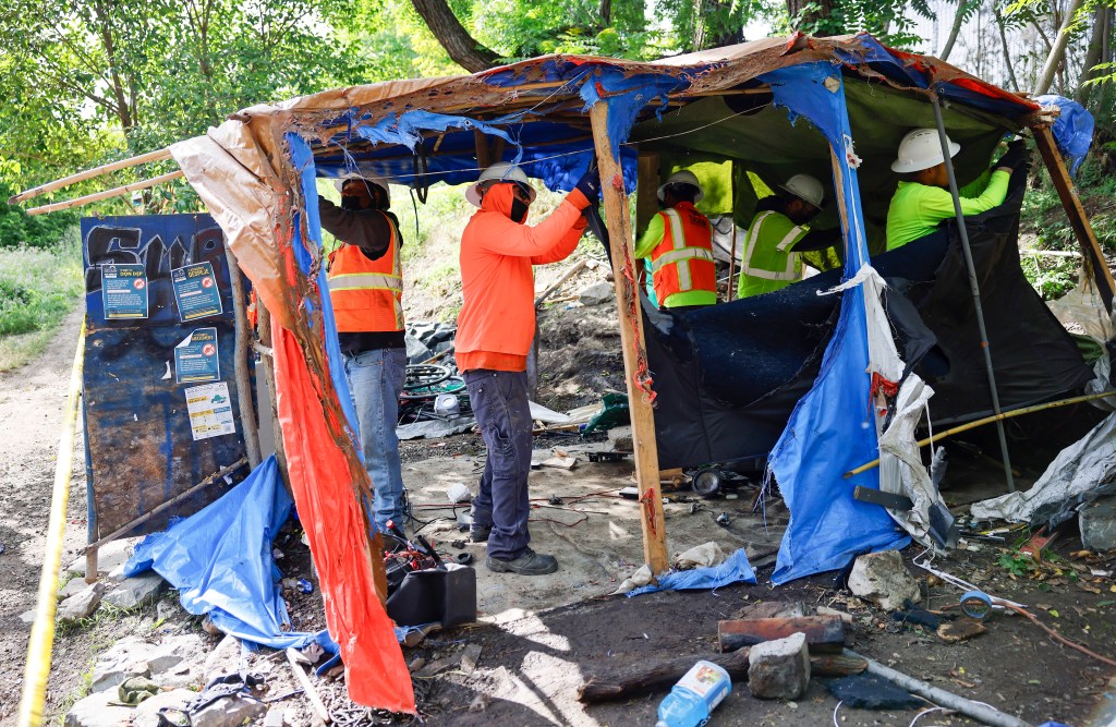 San Jose launches sweep of the ‘Jungle,’ last major homeless camp in city – The Mercury News