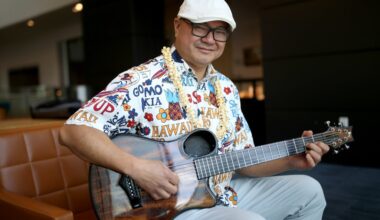Hawaiian slack key guitar great Patrick Landeza plays Oakland concert