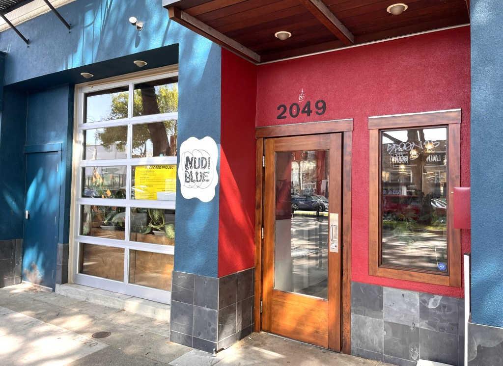 New tea shop serves Thai-inspired drinks and snacks