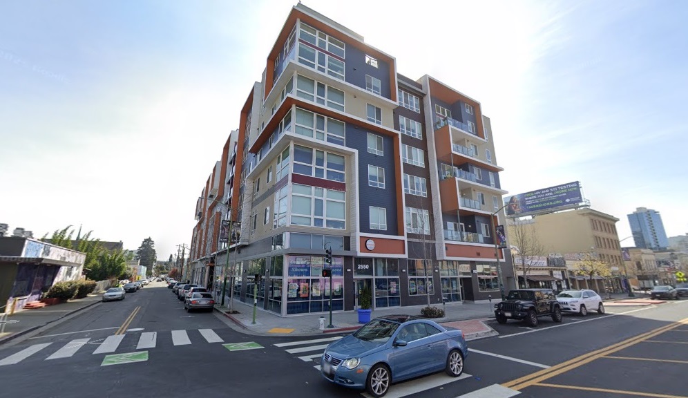 Oakland apartment hubs are foreclosed over failed loan in shaky market