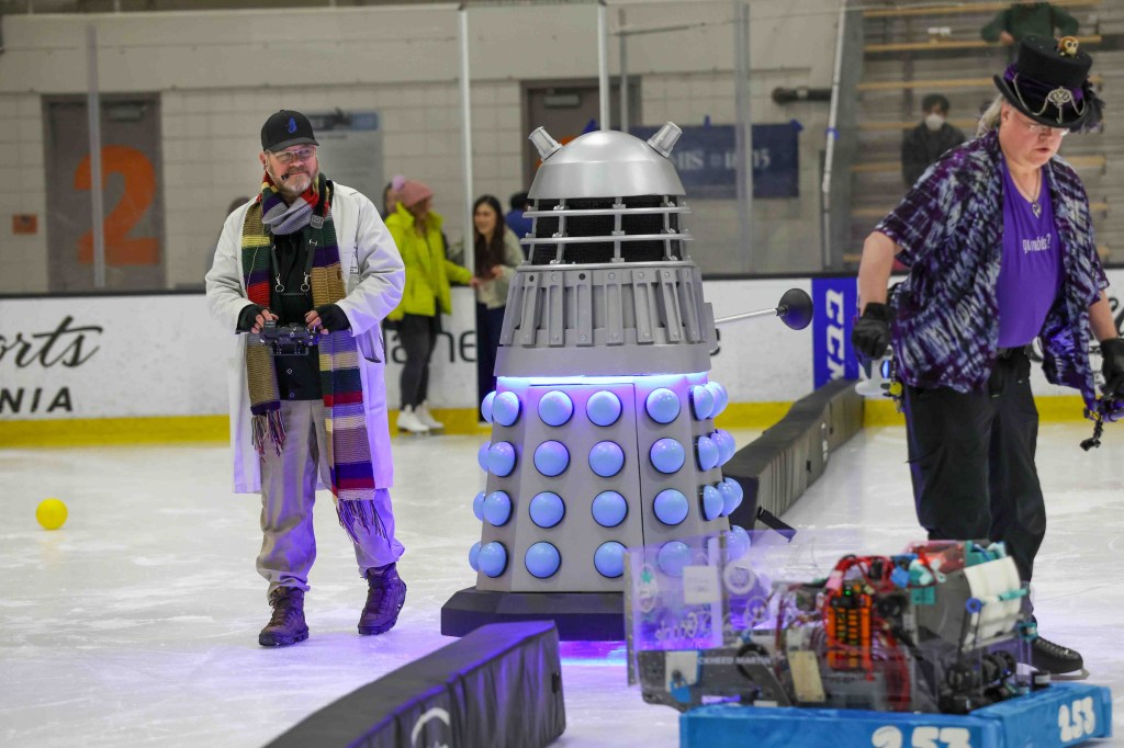 Robots take up ice skating Saturday at San Jose robotics event – The Mercury News