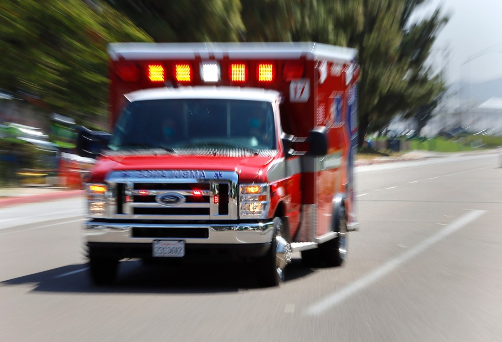La Jolla man who died after being pulled from burning house identified – San Diego Union-Tribune