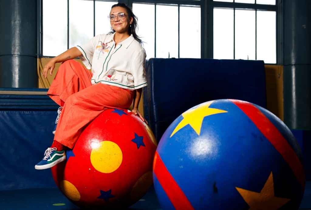 Yes, this clown can make you laugh, but she really wants to make a connection – San Diego Union-Tribune