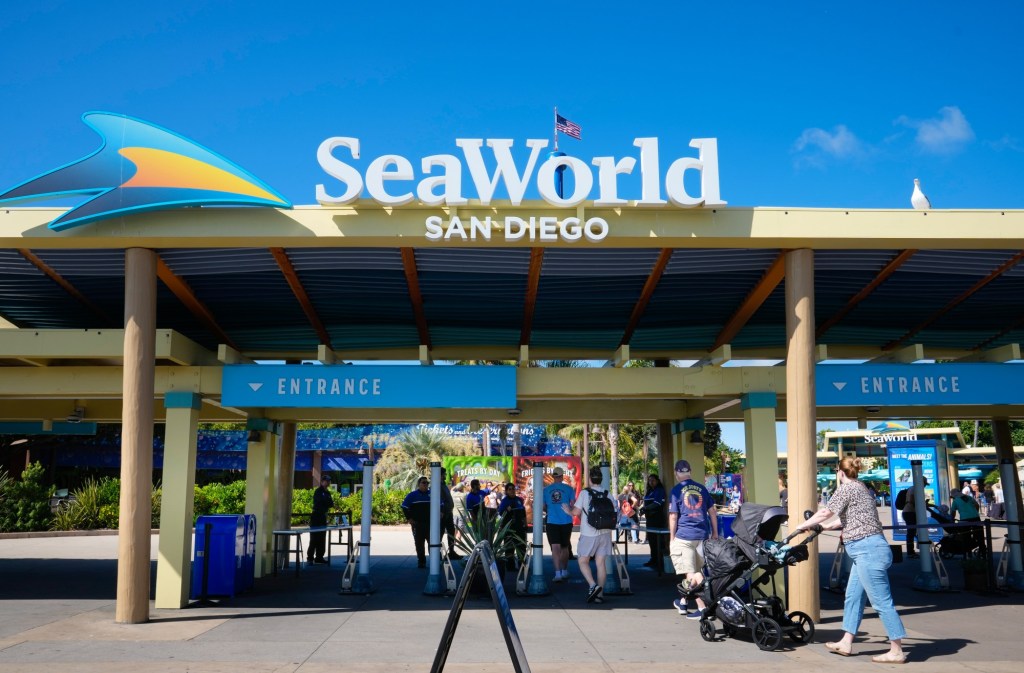SeaWorld San Diego gets state OK to test drone shows – San Diego Union-Tribune