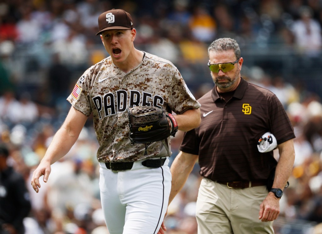 Padres' problem-solving skills face early test after Nick Pivetta exits