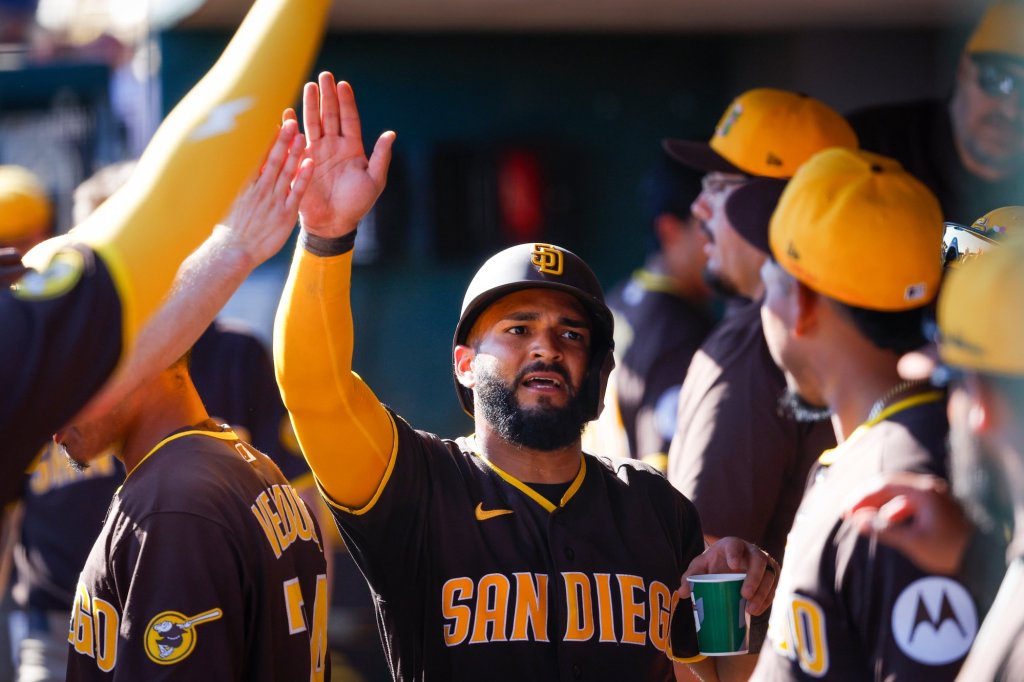 Catcher Rodolfo Duran homers in El Paso win