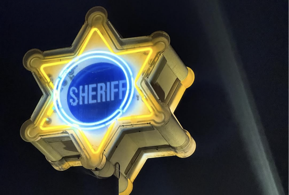 Historic Neon Sheriff Star Returns to West Hollywood