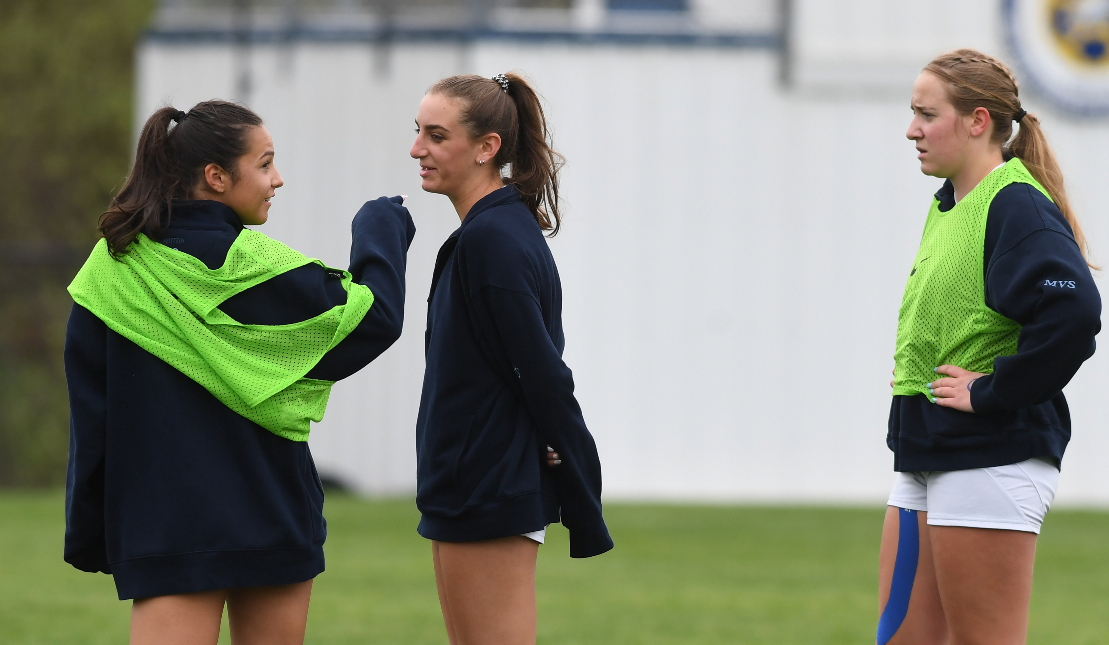 The Bloomfield Hills Marian Mustangs defeated the Hartland Eagles 3-2...