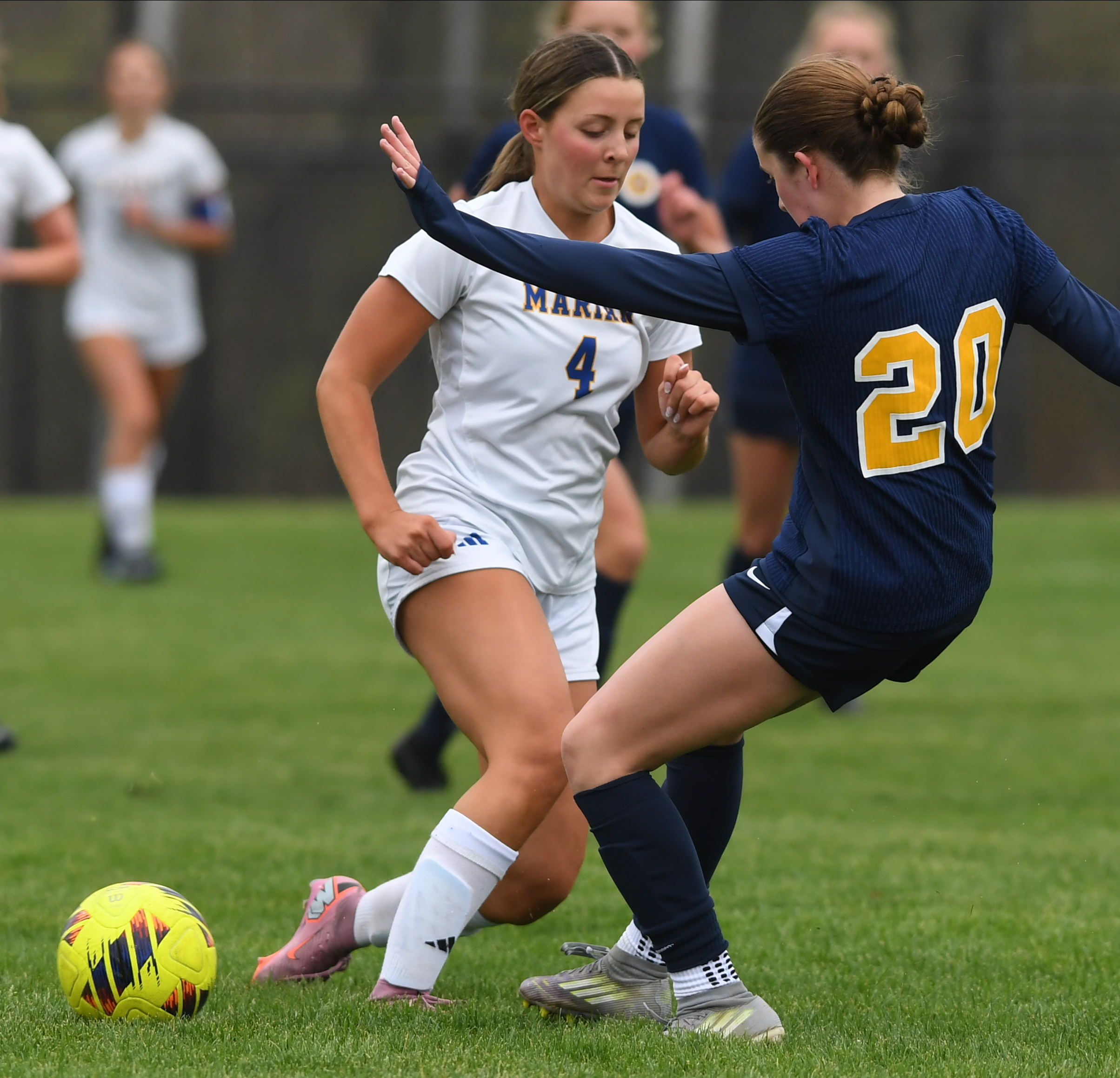 The Bloomfield Hills Marian Mustangs defeated the Hartland Eagles 3-2...