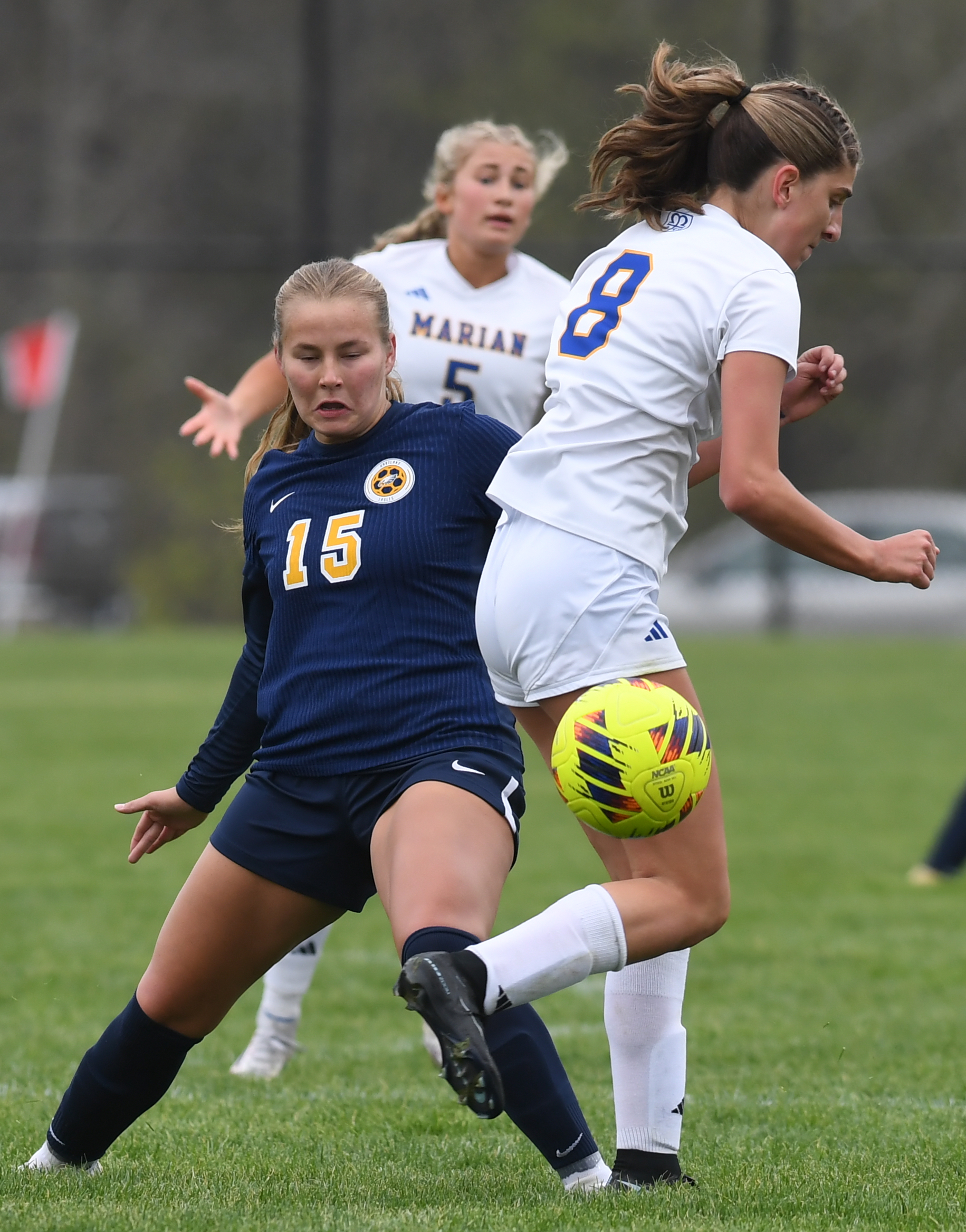 The Bloomfield Hills Marian Mustangs defeated the Hartland Eagles 3-2...