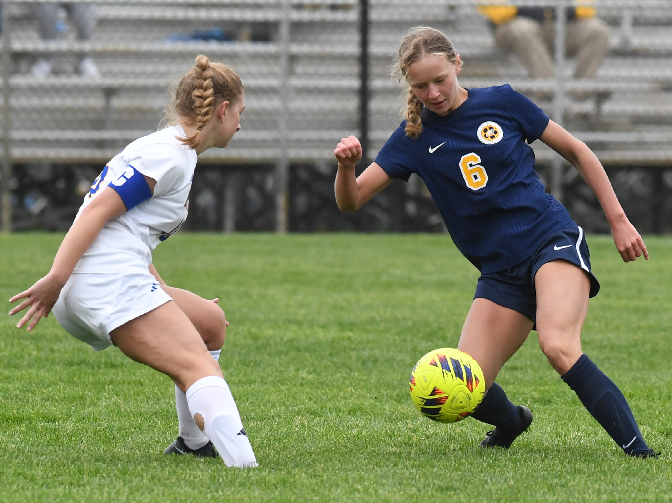The Bloomfield Hills Marian Mustangs defeated the Hartland Eagles 3-2...