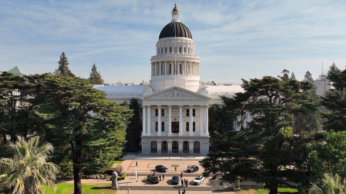 Controller race: expertise over partisanship in California