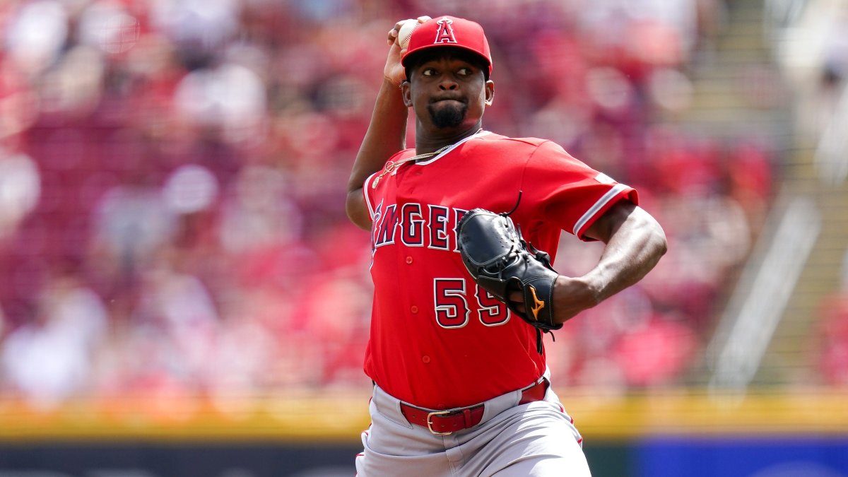 Angels José Soriano becomes MLB’s first four-game winner of 2026 – NBC Los Angeles