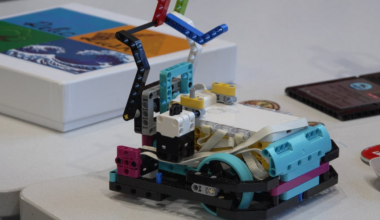 Coast Episcopal robotics team heads to California competition