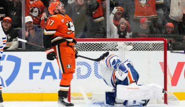 Ducks blast Oilers 7-4 in Game 3 in Anaheim's first home playoff game in 8 years