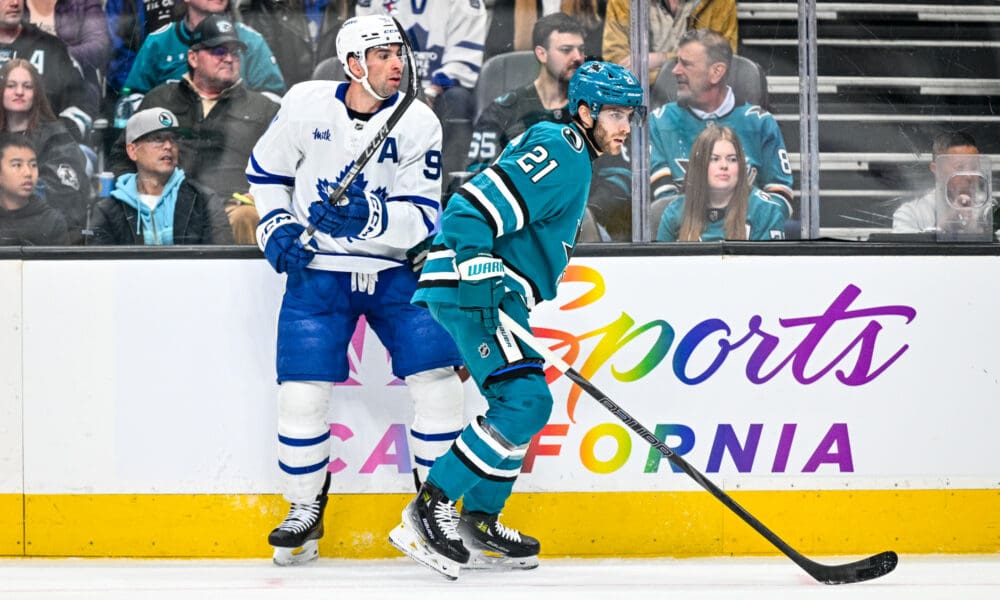 Sharks Back in Playoff Spot (For Now), Step on Leafs 4-1