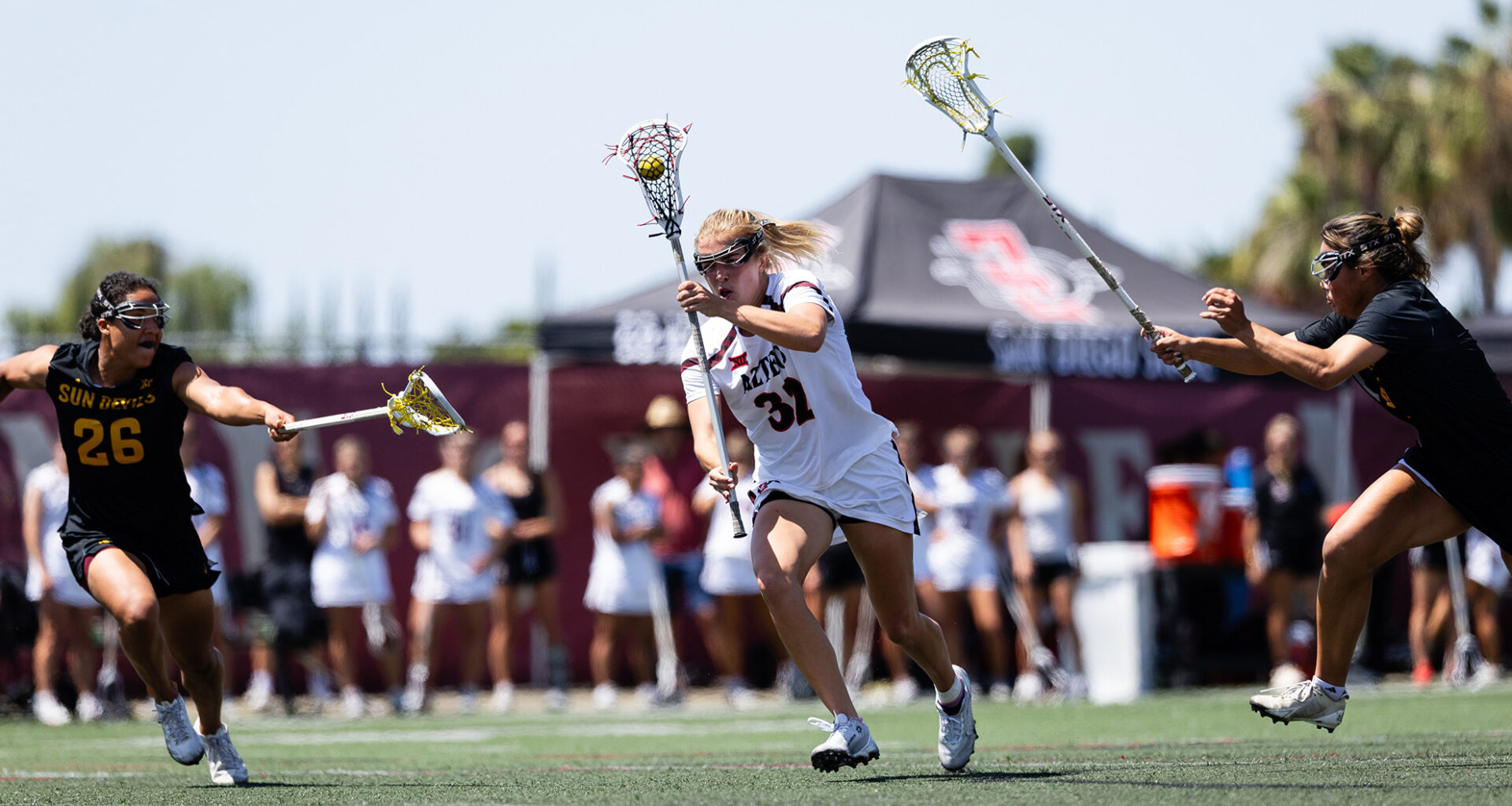 Aztecs Fall 18-8 at Cincinnati